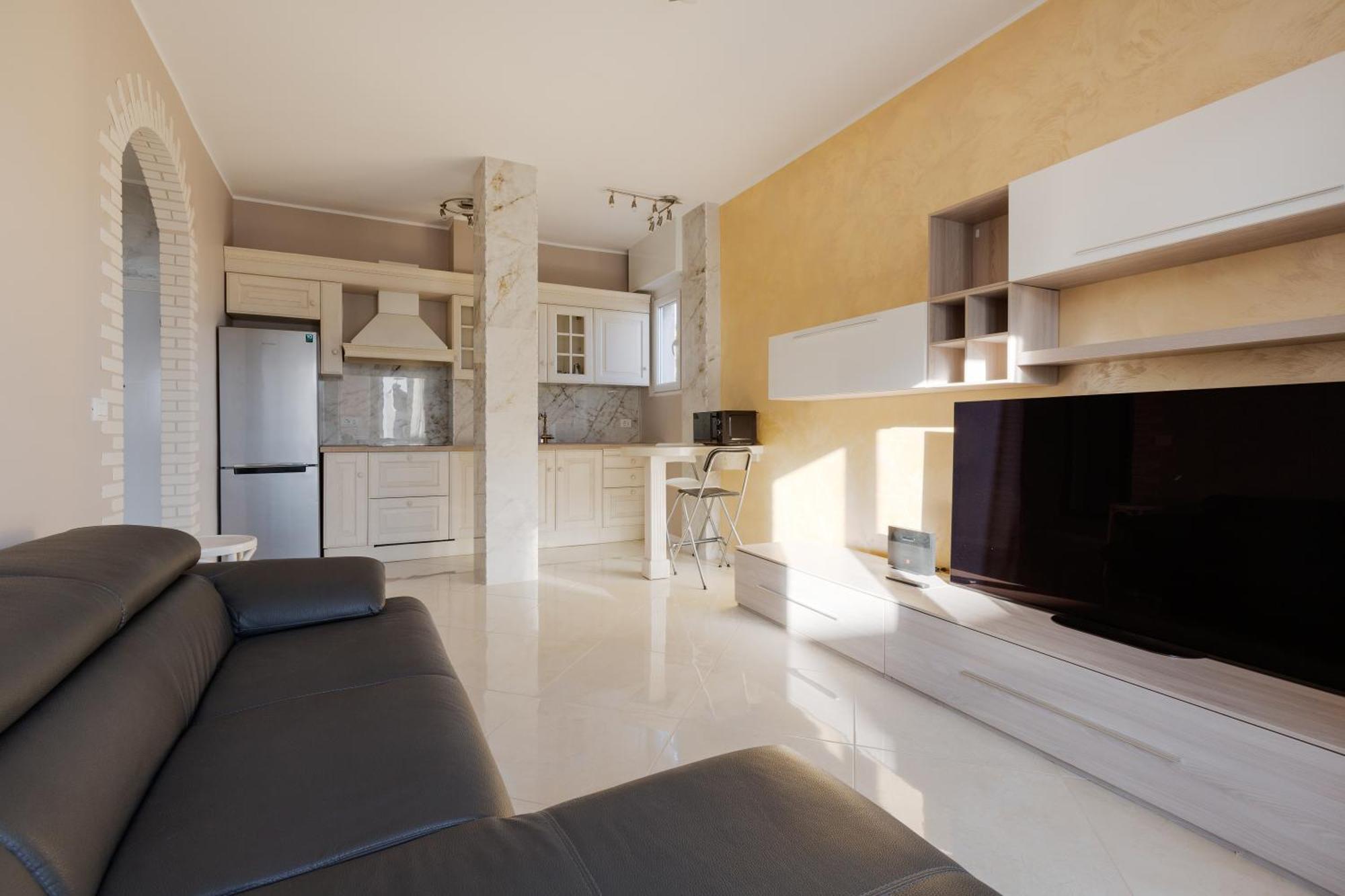 Niguarda Bright Apartment W/ Balcony ミラノ エクステリア 写真