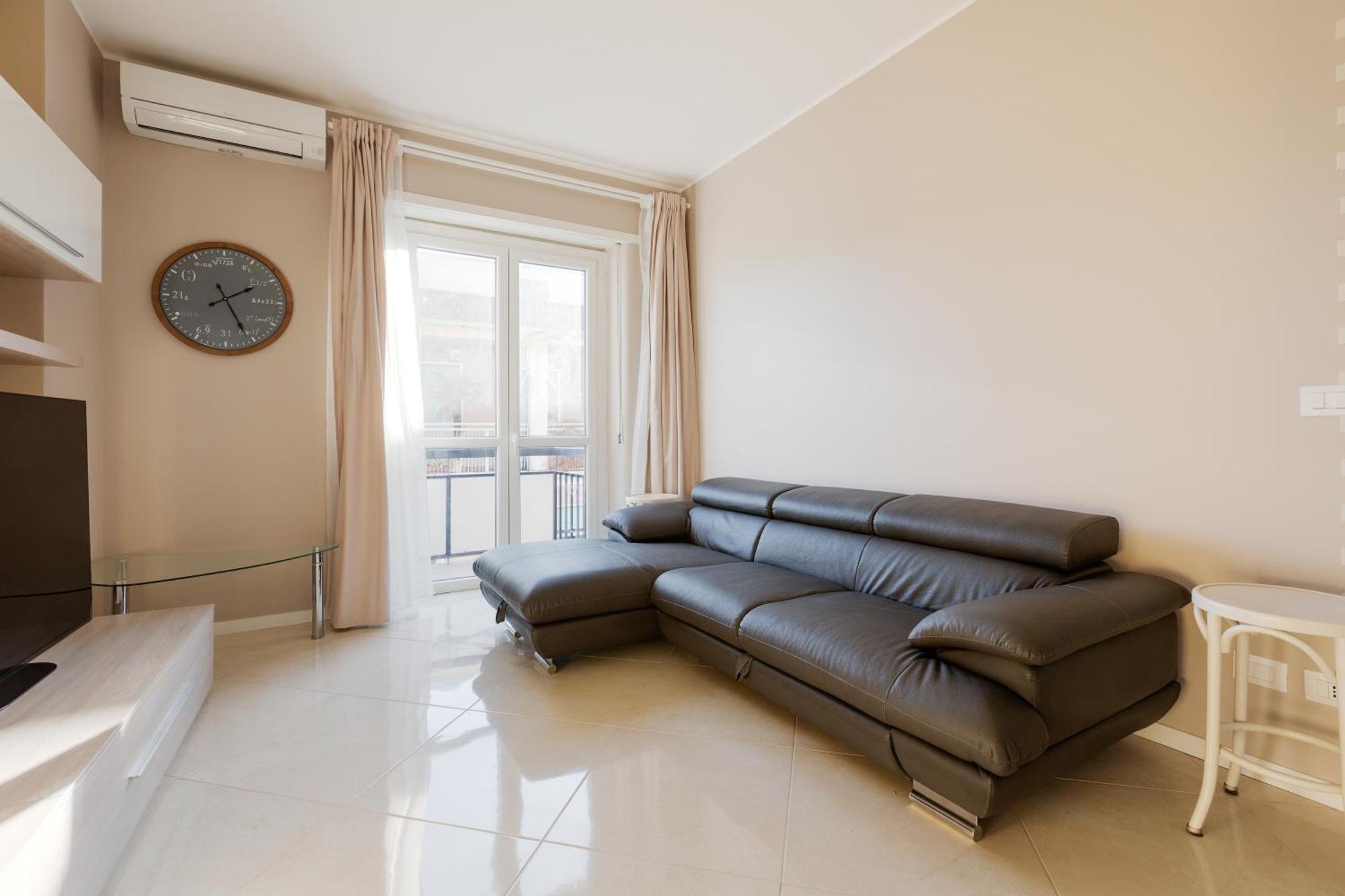 Niguarda Bright Apartment W/ Balcony ミラノ エクステリア 写真